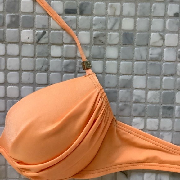 Bikini top - Picture 2 of 2